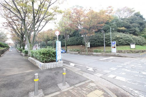 【公園】不入斗運動公園まで462ｍ