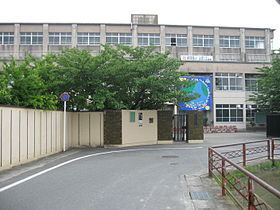 【中学校】京都市立向島東中学校まで400ｍ