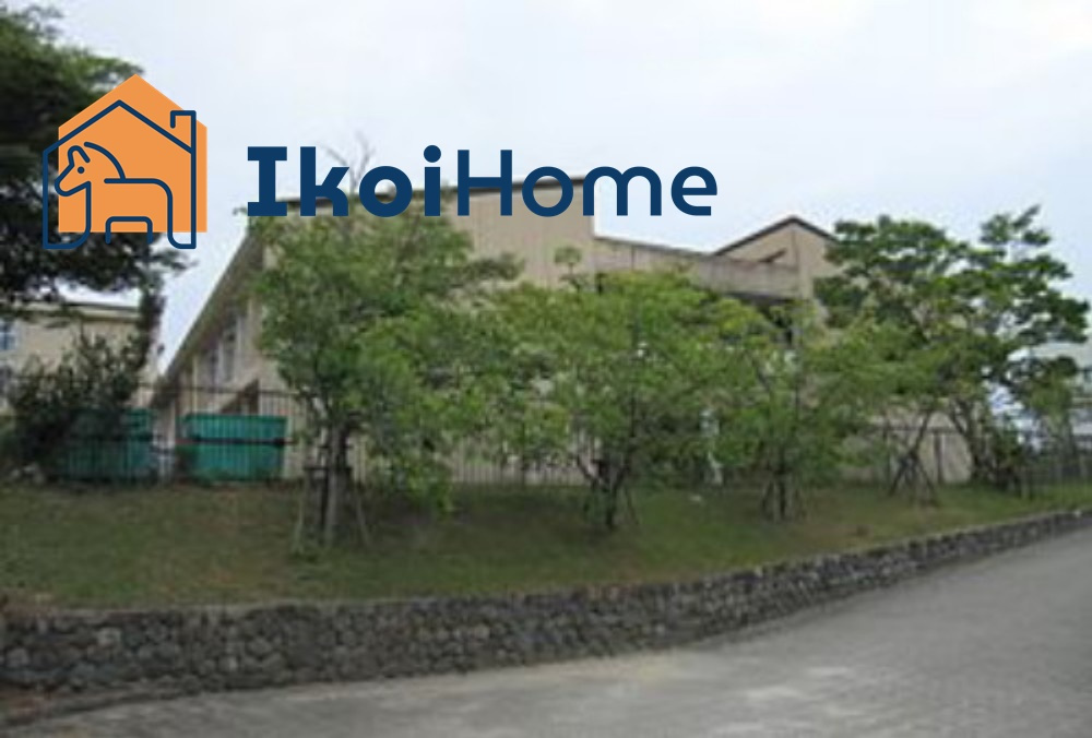 【中学校】太山寺中学校まで1729ｍ