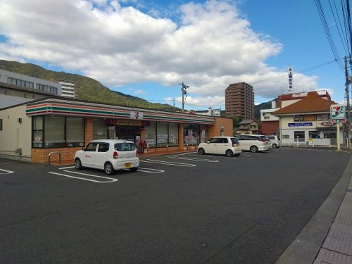 【コンビニエンスストア】セブンイレブン　広島長楽寺店まで1264ｍ