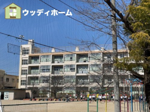 【小学校】川口市立十二月田小学校まで285ｍ