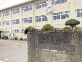 【中学校】佐倉市立志津中学校まで1200ｍ