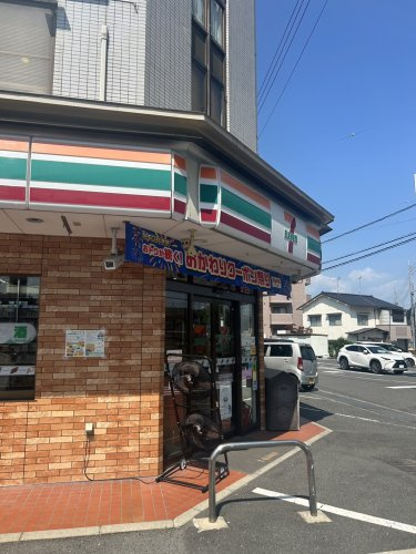 【コンビニエンスストア】セブンイレブン　広島上安店まで1134ｍ