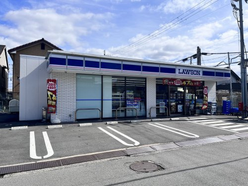 【コンビニエンスストア】ローソン　坊城駅前店まで479ｍ