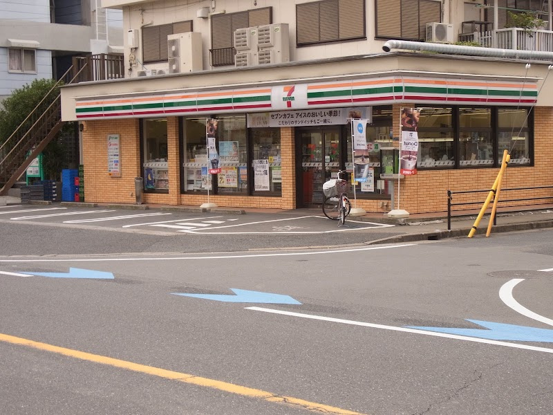 【コンビニエンスストア】セブンイレブン　市川宝店まで302ｍ