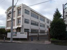 【中学校】大田区立大森第三中学校まで1233ｍ