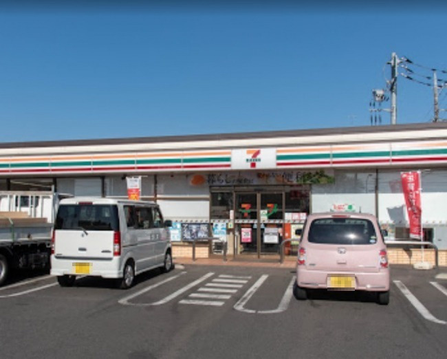 【コンビニエンスストア】セブンイレブン　町田常盤店まで839ｍ