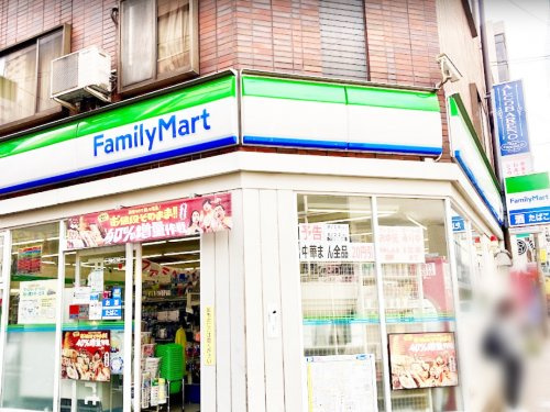 【コンビニエンスストア】ファミリーマート　松崎町店まで172ｍ