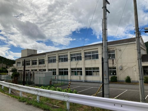 【中学校】西脇東中学校まで470ｍ
