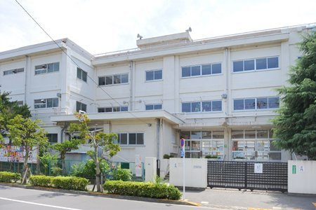 【小学校】江戸川区立第三葛西小学校まで463ｍ