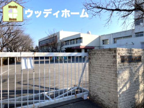 【小学校】川口市立在家小学校まで500ｍ