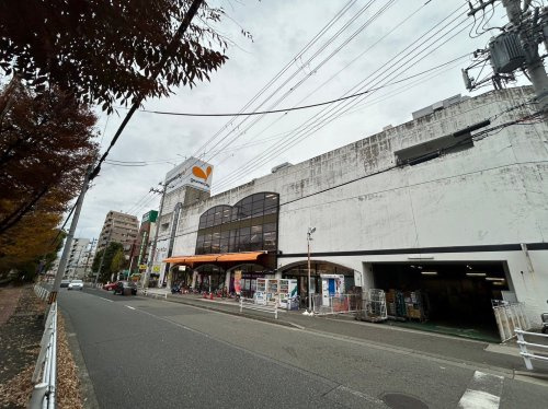 【スーパー】グルメシティ灘店まで483ｍ