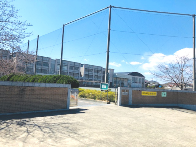 【中学校】藤沢市立片瀬中学校まで1916ｍ
