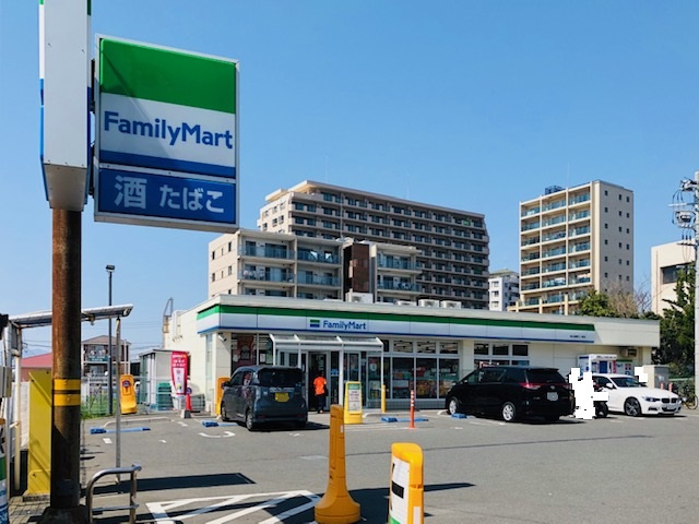 【コンビニエンスストア】ファミリーマート　松山湘南江ノ島店まで207ｍ