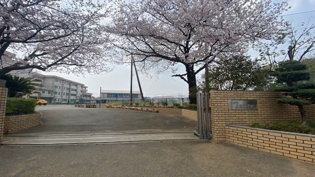 【中学校】茅ヶ崎市立萩園中学校まで449ｍ