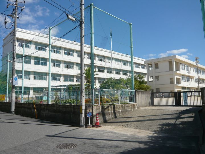 【小学校】翠町小学校まで641ｍ
