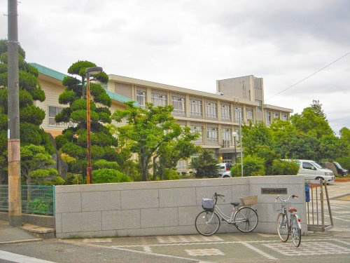 【中学校】姫路市立灘中学校まで754ｍ