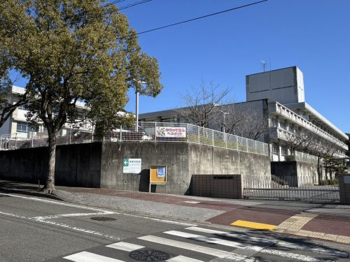 【中学校】横浜中学校まで1160ｍ
