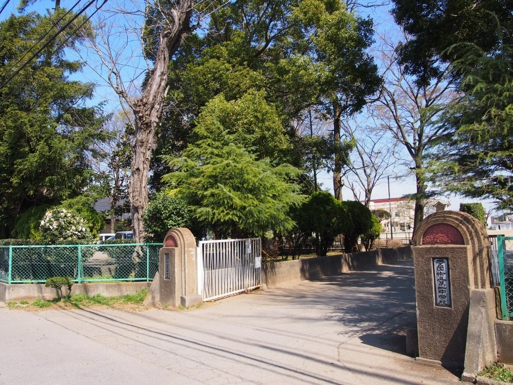 【中学校】野田市立　第一中学校まで1629ｍ
