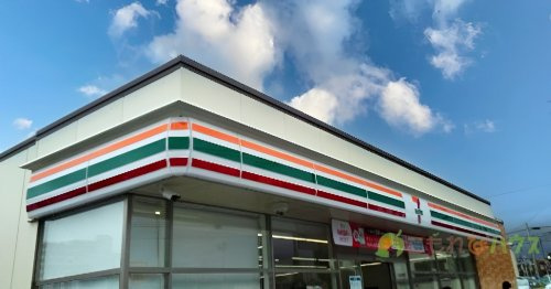 【コンビニエンスストア】セブンイレブン　上尾春日1丁目店まで353ｍ