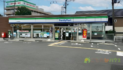 【コンビニエンスストア】ファミリーマート　上尾日産通り店まで151ｍ