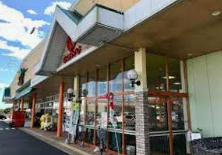 【スーパー】サンユーストアー新鮎川店まで176ｍ