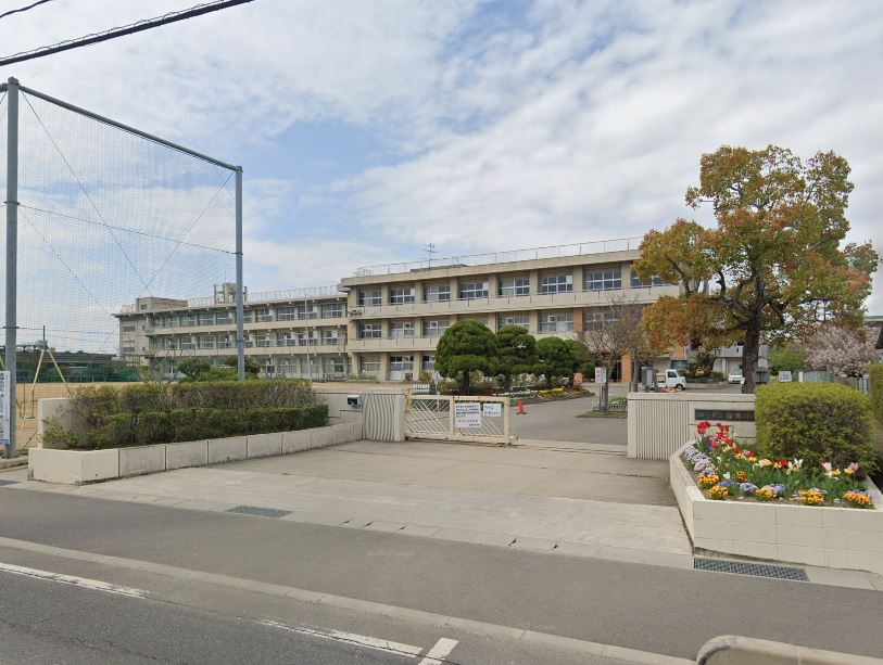 【小学校】岡山市立操南小学校まで400ｍ