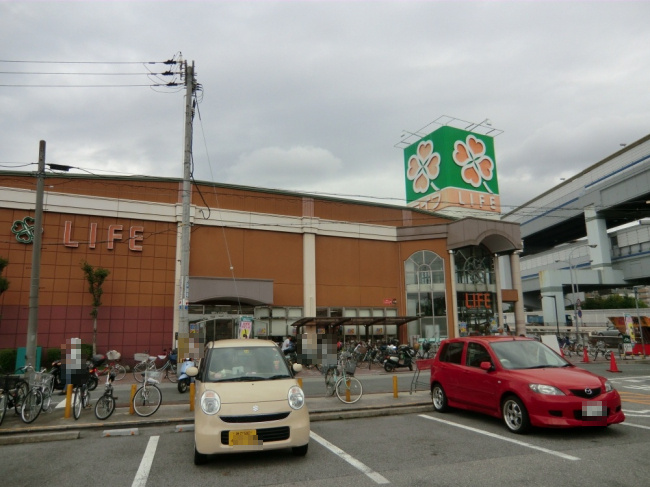 【スーパー】スーパーライフ武庫川店まで649ｍ