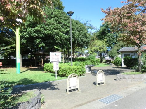 【公園】境よしの公園まで175ｍ