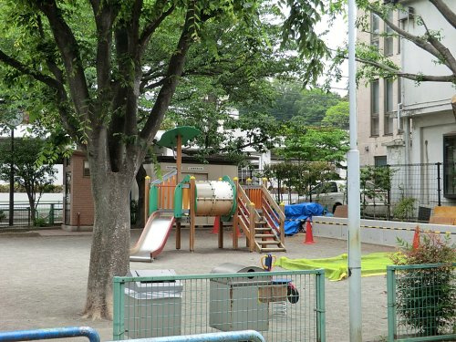 【公園】三田綱町児童遊園まで256ｍ