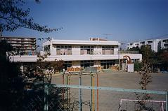【保育園】由木あすなろ保育園まで296ｍ