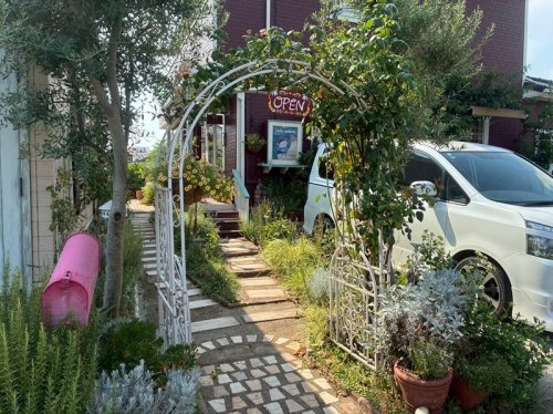 【喫茶店・カフェ】cafe　m?ne　カフェモーネまで1290ｍ