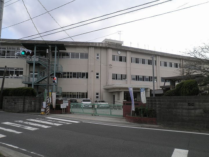 【小学校】深川小学校まで1164ｍ
