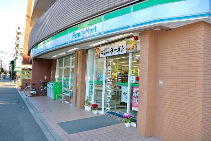【コンビニエンスストア】ファミリーマート　南葛西なぎさ店まで362ｍ