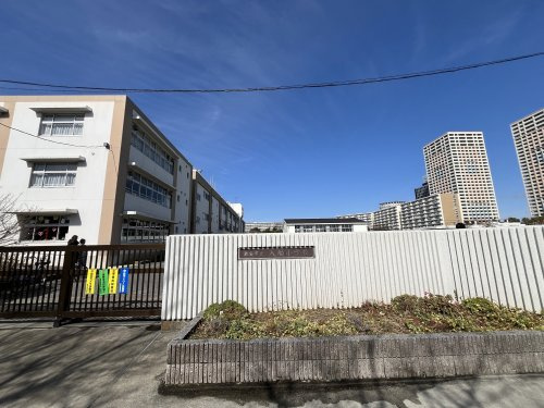 【小学校】浦安市立入船小学校まで427ｍ
