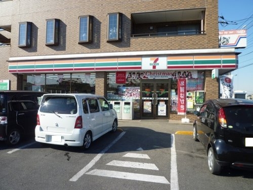 【コンビニエンスストア】セブンイレブン　越谷恩間新田店まで470ｍ
