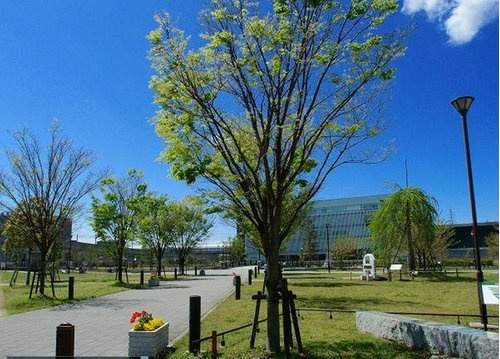 【遊園地】におどり公園まで365ｍ