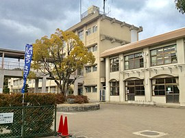 【小学校】西宮市立山口小学校まで922ｍ