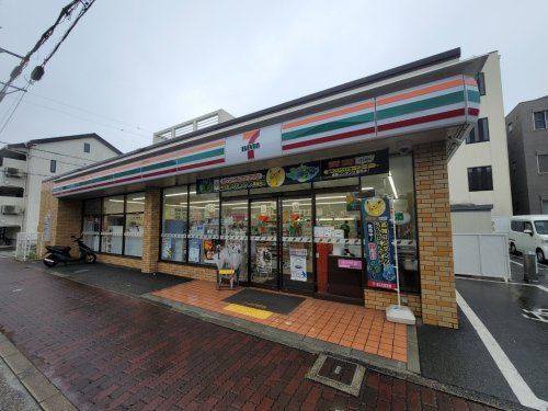 【コンビニエンスストア】セブンイレブン　尼崎立花町2丁目店まで410ｍ