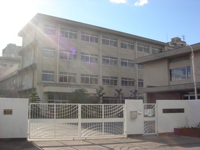 【小学校】米田西小学校まで1117ｍ