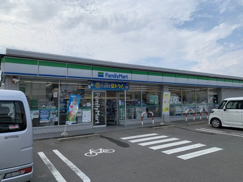 【コンビニエンスストア】ファミリーマート　長野しののい店まで471ｍ