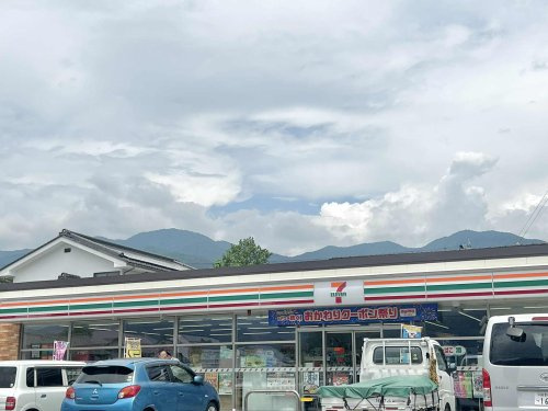 【コンビニエンスストア】セブンイレブン　坂城南条店まで1033ｍ