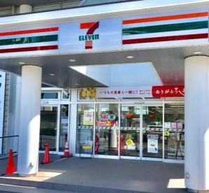 【コンビニエンスストア】セブンイレブン　船橋市場店まで541ｍ
