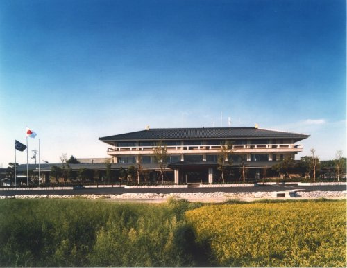 【市役所・区役所】伯耆町役場まで1443ｍ