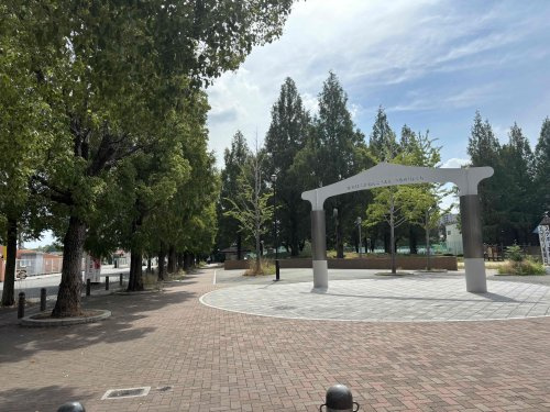 【公園】鶴見緑地公園まで335ｍ