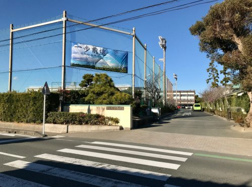 【中学校】浜松市立新津中学校まで710ｍ