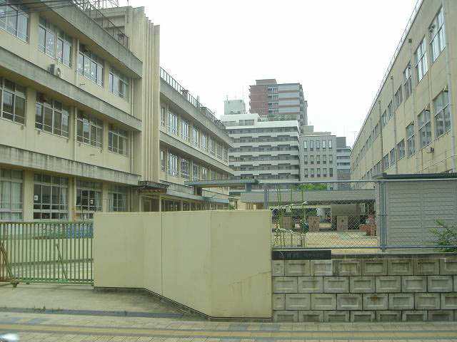 【中学校】幟町中学校まで1342ｍ