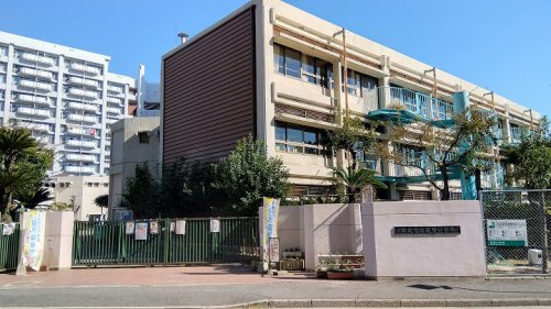 【小学校】基町小学校まで1252ｍ