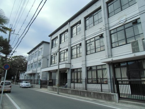 【小学校】京都市立錦林小学校まで670ｍ