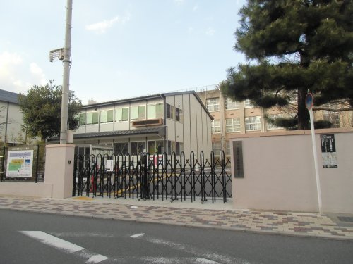 【市役所・区役所】上京区役所まで533ｍ